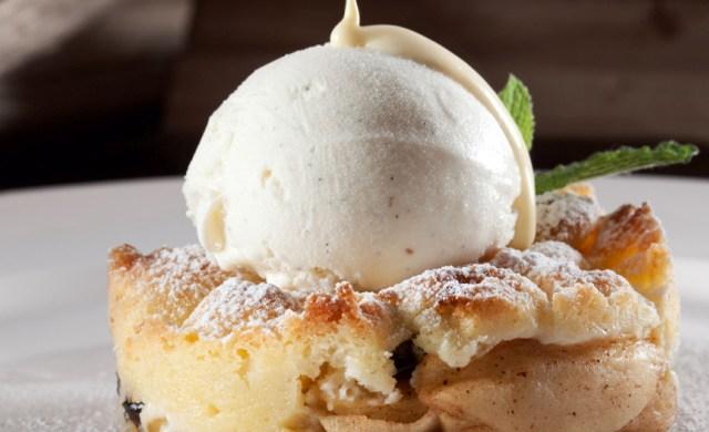 Apple Crumble - Wooloomooloo Steakhouse