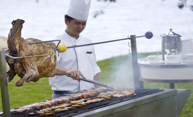 Roast meat at Sunday Garden Party, Shangri-La’s Rasa Sentosa Resort, Singapore