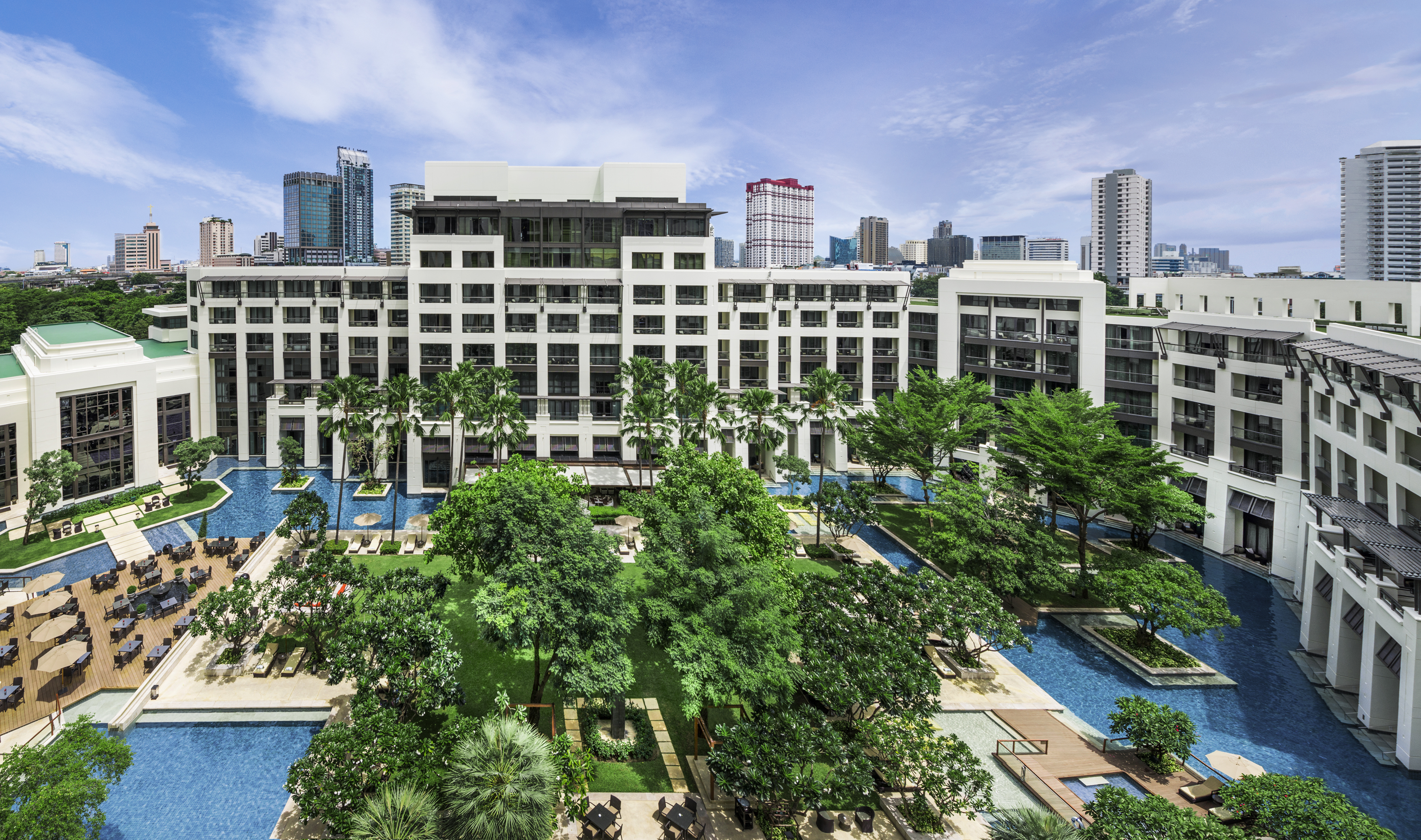 Enjoy A Discounted Stay In The Heart Of The City At The Five Star Siam Kempinski Bk Magazine Online