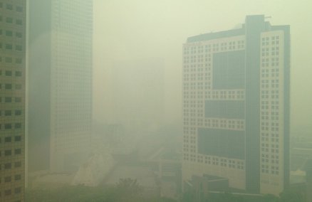 This shot from 2015 shows how gnarly the smog can get in Bangkok. Photo credit: Brian Jeffery Beggerly