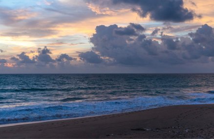 Mai Khao Beach. Credit: Greg Strosaker/Flickr.