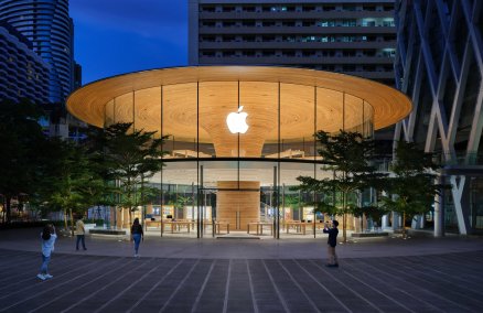 The second Apple Store in Thailand has arrived