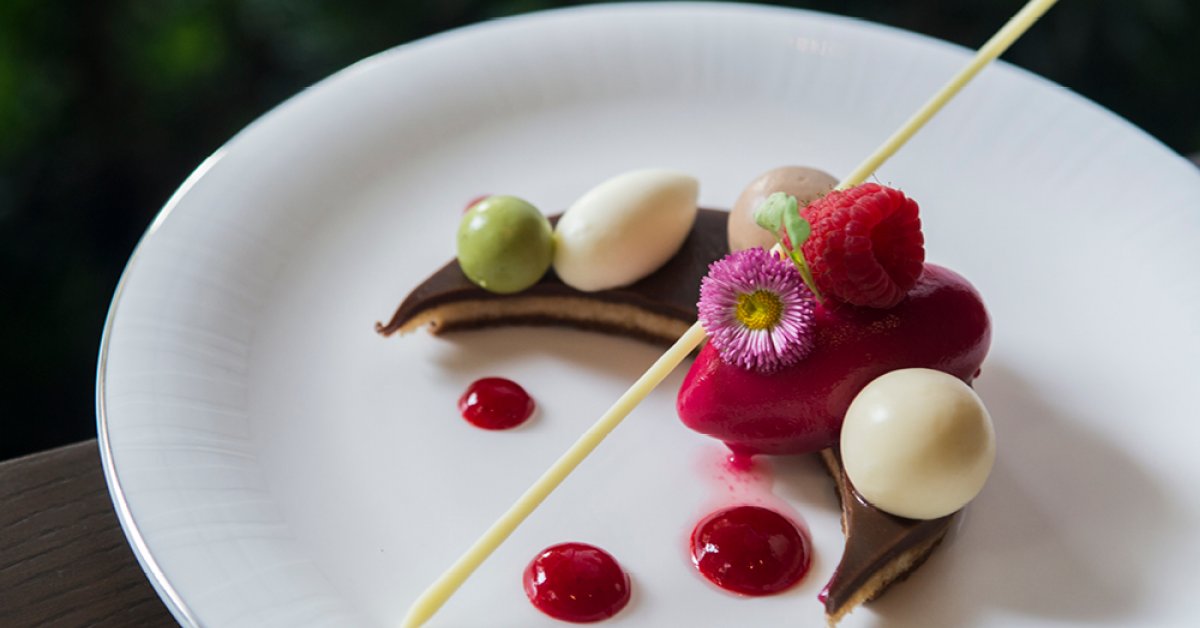 Phrom Phong's new afternoon tea features desserts from a Dutch ...