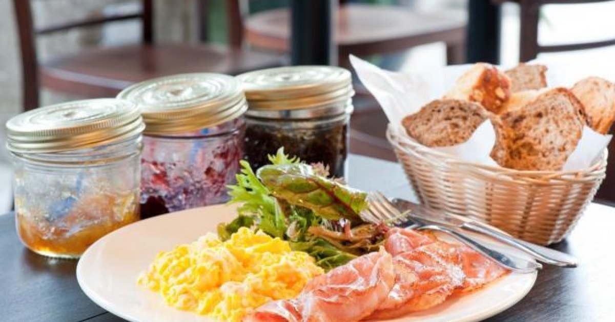 where-to-get-early-breakfast-in-singapore-bk-magazine-online