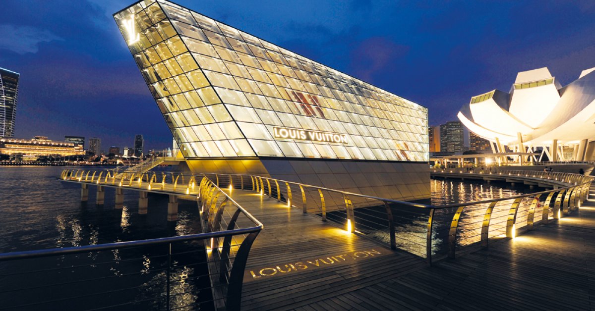 ArtScience Museum and the Louis Vuitton Island Maison at Marina