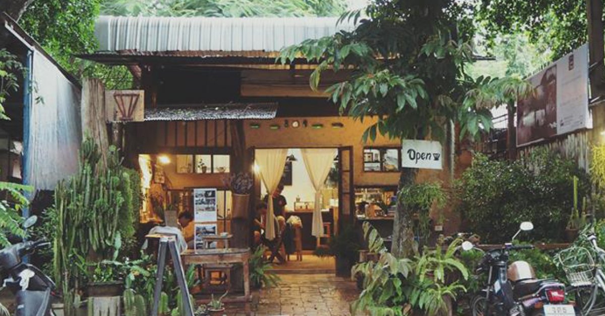 This Laid-back Chiang Mai Cafe Is A Hub Of Art And Discussion | BK ...