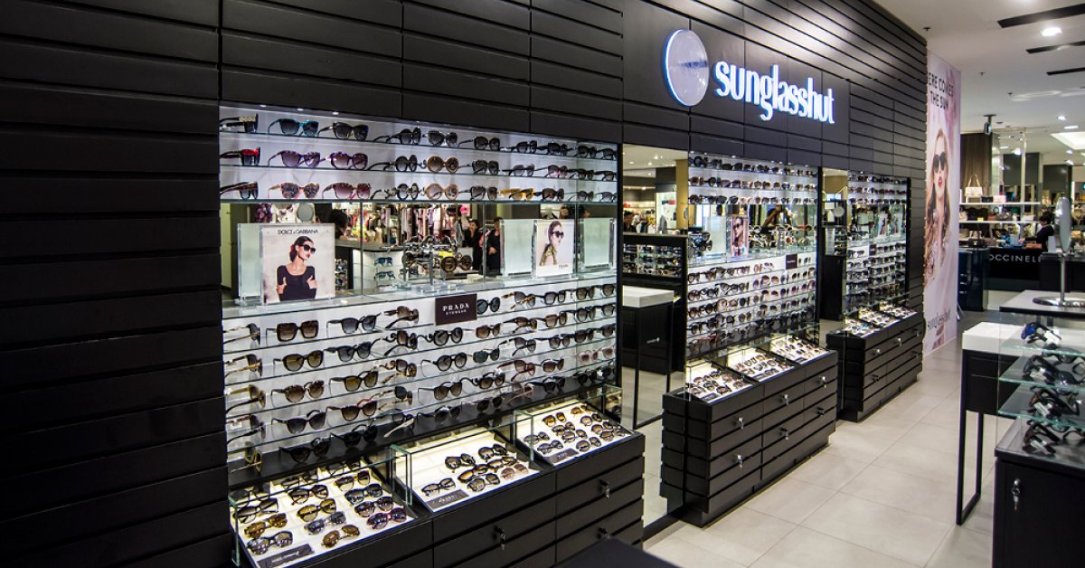 50% off Sunglasses Sunglass Hut... - Singapore Atrium Sale | Facebook