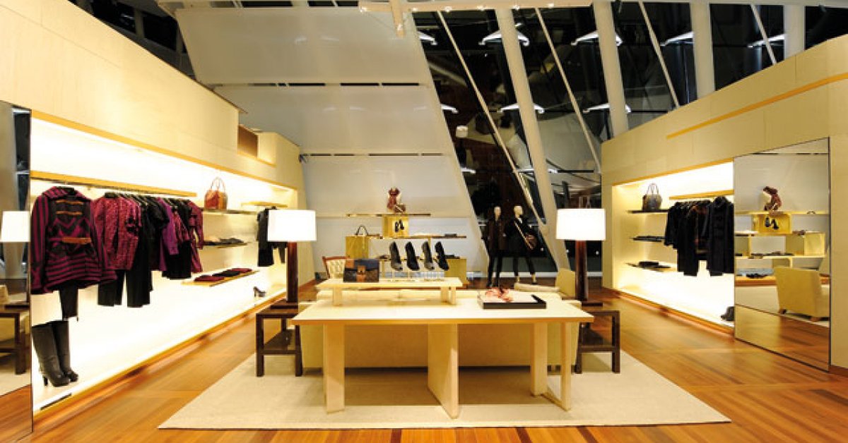 Louis Vuitton store  Stock Editorial Photo  teamtime 107068424