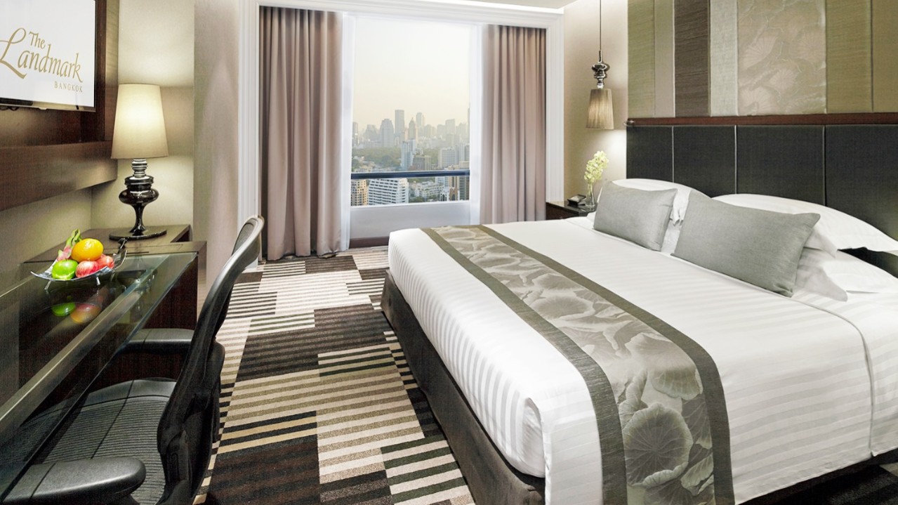 Enjoy A Discounted Stay Plus Other Perks At The Landmark Bangkok Top Tables