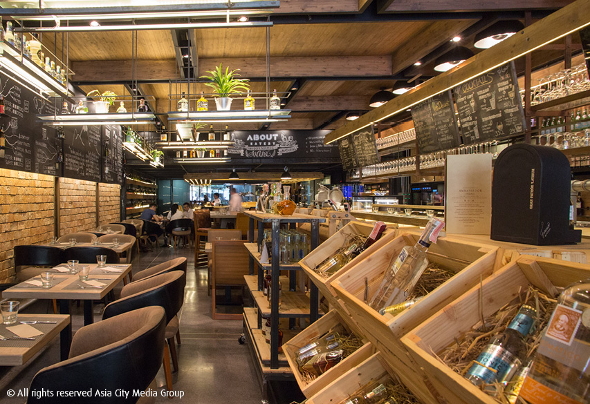 DEAN & DELUCA - gourmet cafe at EmQuartier in Bangkok - Asia Bars