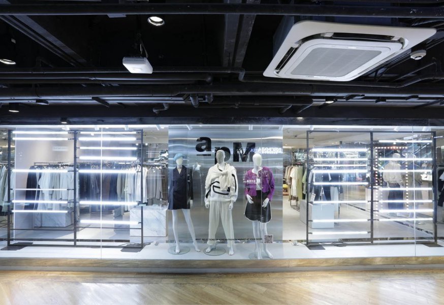 One of Korea s biggest fashion retailers just opened a digital