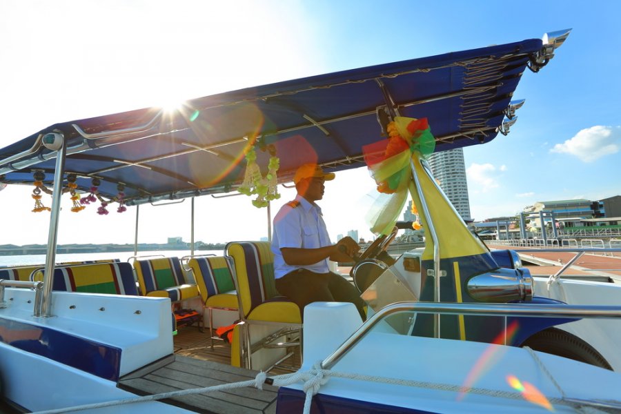 Tuk Tuk Boat